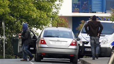 A Bayonne, jeudi, sur les lieux de l'arrestation du chef militaire présumé de l'ETA. Mikel Kabikoitz Karrera Sarobe, dit "Ata", ainsi que son adjoint présumé et trois autres membres ou proches de l'organisation séparatiste basque arrêtés jeudi au Pays bas