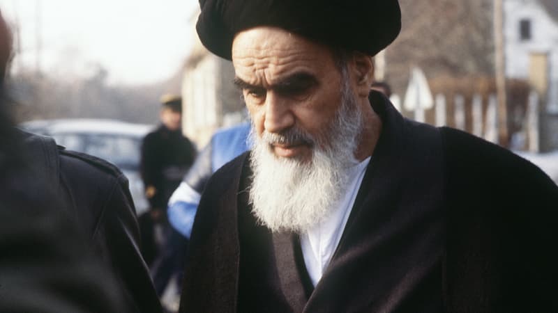 L'ayatollah Khomeiny à Neauphle-le-Château.