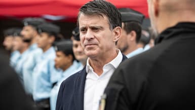 Le ministre des Outre-mer, Manuel Valls, en Nouvelle-Calédonie le 22 février 2025