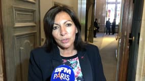 Anne Hidalgo à l'hôtel de ville le 2 mai
