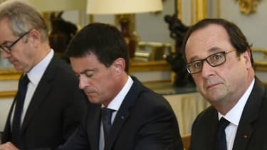 François Hollande, Manuel Valls et Bernard Cazeneuve à l'Elysée le 27 juillet 2016.