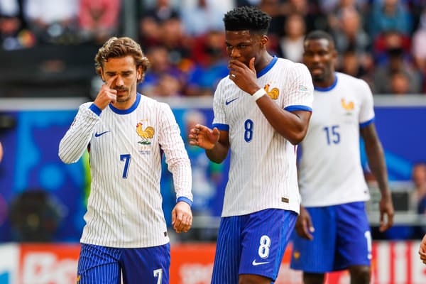Antoine Griezmann et Aurélien Tchouameni lors de France-Belgique à l'Euro le 1er juillet 2024 Antoine Griezmann et Aurélien Tchouameni lors de France-Belgique à l'Euro le 1er juillet 2024