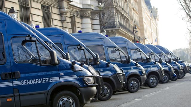 Un corps calciné a été découvert ce mardi matin par un passant, en bordure de l'A8. Les gendarmes de la Section de recherches de Marseille sont saisis de l'enquête. (Photo d'illustration)