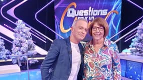 Nadine Serena et le présentateur de Questions pour un champion, Samuel Etienne.