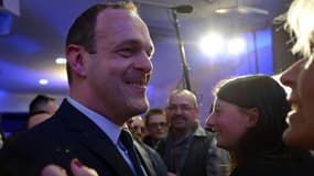 Steeve Briois, nouveau maire d'Hénin-Beaumont, dimanche soir.