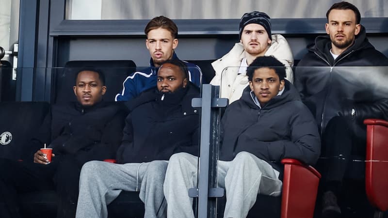 Eredivisie: Sterling n'a toujours pas de permis de travail, Feyenoord choisit de s'entrainer en Belgique