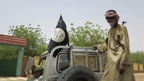 Combattants islamistes à Gao, dans le nord-est du Mali. Selon le ministre des Affaires étrangères français Laurent Fabius, un accord est en vue entre le Mali, les pays de la région et les Nations unies pour décider du principe d'une intervention militaire