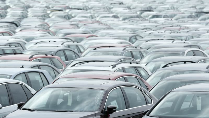 A partir du 1er janvier 2018, tous les Français pourront bénéficier d'une prime à la conversion pour mettre à la casse une vieille voiture, contre l'achat d'une voiture plus récente.