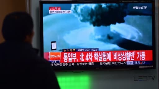 Retransmission  télévisée de l'essai de bombe à hydrogène par Pyongyang le 6 janvier 2016