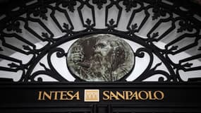 Intesa Sanpaolo rachète des concurrentes à moindre coût
