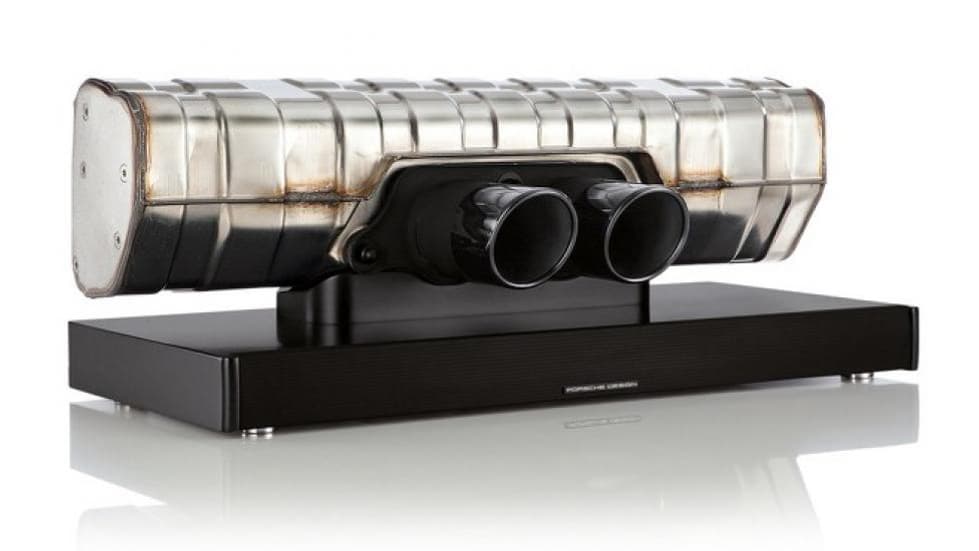 Puissantes (220 watts) et stylées, Porsche Design signe un produit insolite mais réussi.
