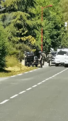 Chasse à l’homme en Dordogne : l'assaut du GIGN à Condat-sur-Vézère - Témoins BFMTV