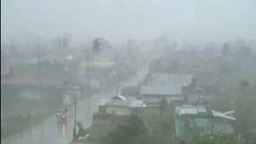 Au moins 28 personnes sont mortes après le passage du typhon Phanfone aux Philippines selon un dernier bilan  