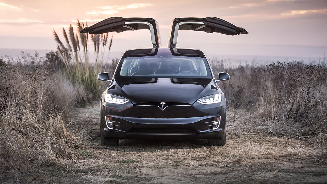Tesla Model X premier essai exclusif du SUV électrique en vidéo