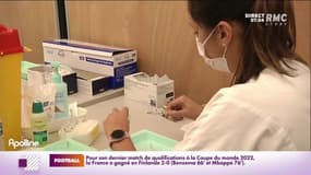 Rappel de vaccin: les rendez-vous pour la troisième dose prennent enfin leur envol