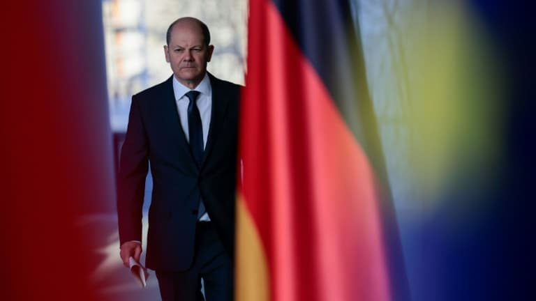 Le chancelier allemand Olaf Scholz s'apprête à faire une déclaration sur l'Ukraine au siège de la chancellerie, à Berlin, le 3 avril 2022