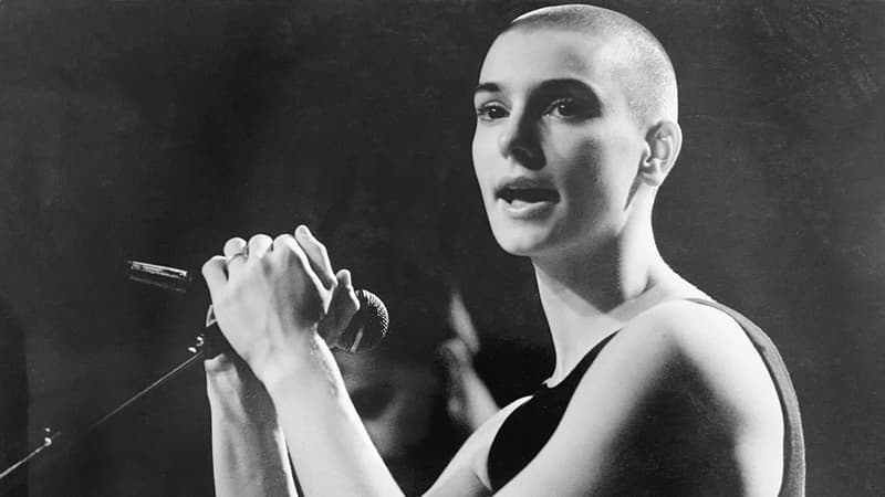 La chanteuse Sinéad O'Connor à la fin des années 1980 à Vancouver.