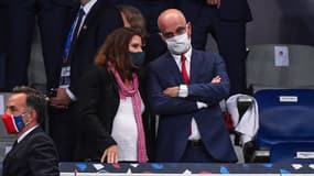 Roxana Maracineanu discute avec Jean-Michel Blanquer