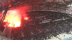 Banderoles au Vélodrome pour OM-Monaco
