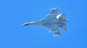 Un avion militaire chinois survole l'île Pingtan, proche de Taïwan, le 5 août 2022.