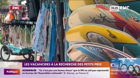 Les vacanciers à la recherche des petits prix