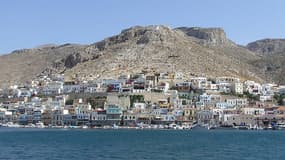 La petite île de Kalymnos, située dans la mer Egée, affichait un taux de cécité étrangement élevé. L'administration grecque a démasqué une centaine de "faux" aveugles suite à des contrôles sur place.