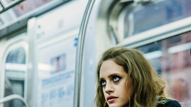 Les acteurs Rami Malek et Carly Chaikin dans la série "Mr. Robot", diffusée dès ce lundi soir sur France 2.