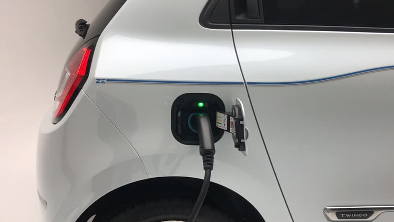 Selon les derniers calculs de l'ONG Transport&amp;Environnement, la voiture électrique se montre plus vertueuse que les modèles diesel et essence de taille équivalente sur toute la durée de sa vie. 
