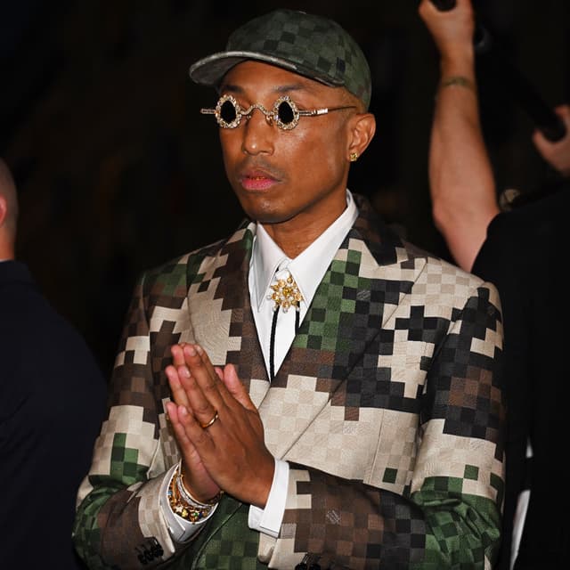 Pharrell Williams électrise la Fashion Week avec son tout premier défilé  pour Louis Vuitton