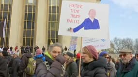 Selon ses organisateurs, environ 600 manifestations devaient avoir lieu samedi dans le monde pour protester contre les propos méprisants ou haineux de Trump envers les femmes mais aussi les immigrants, les musulmans ou de nombreux pays étrangers.