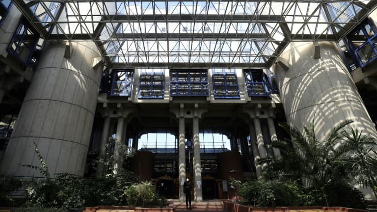 Dans l'enceinte du palais de justice de Bobigny, le 20 avril 2020