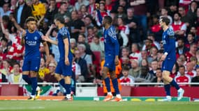 Les joueurs du PSG célèbrent le but d'Ousmane Dembélé lors de la victoire sur le terrain d'Arsenal (0-1, Ligue des champions), le 29 avril 2025