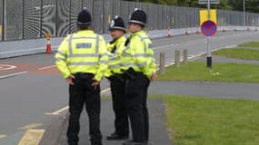 Six personnes suspectées de vouloir commettre des actes terroristes en Grande-Bretagne, arrêtées cette semaine  ont été libérées samedi sans inculpation, a annoncé la police