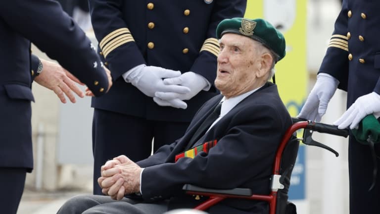 Le dernier membre du commando Kieffer Léon Gautier à Colleville-Montgomery, dans le Calvados, le 6 juin 2023