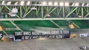 Banderoles déployées à Geoffroy-Guichard avant Saint-Etienne-Le Havre, le 24 août 2024.