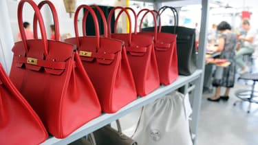 Les prévenus ont fabriqué chez eux en 2013 et 2014 des répliques du modèle Birkin, le plus vendu et le plus rentable de la marque de luxe