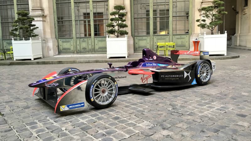 La monoplace du Français Jean-Eric Vergne, de l'écurie DS Virgin, prendra part au tout premier e-Grand Prix de Paris, le samedi 23 avril.