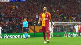 Les insultes de Younes Belhanda en sortant du terrain 