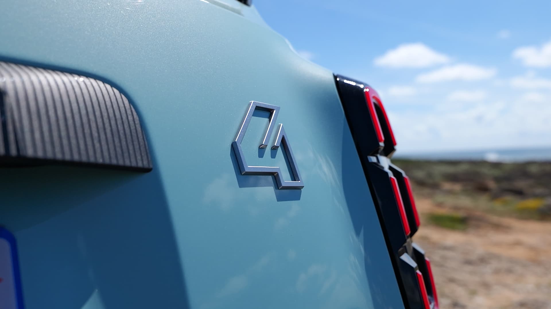 Logo 4 of the new Renault 4. Logo 4 of the new Renault 4.