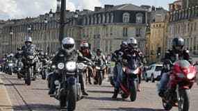 Des motards manifestent dans toute la France contre l'instauration d'un contrôle technique pour les deux-roues motorisés, le 13 avril 2024.