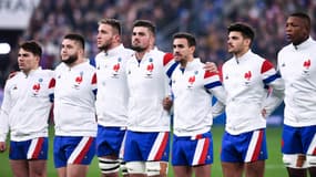Les joueurs du XV de France durant les hymnes