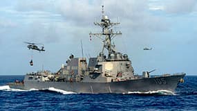 L'USS Dewey de la marine américaine.