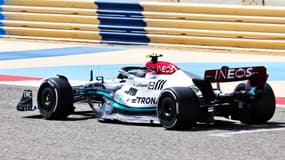 Mercedes lors des essais libres sur la piste de Sakhir.