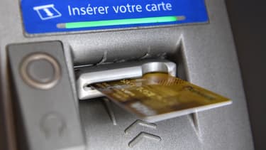 Elle se fait fermer ses comptes après avoir critiqué sa banque