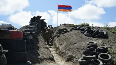 Poste de contrôle entre l'Arménie et l'Azerbaïdjan, près du village arménien de Sotk, le 18 juin 2021