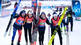 Julia Simon, Chloé Chevalier, Anais Chevalier et Lou Jeanmonnot-Laurent