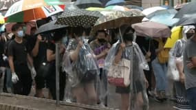  Hong Kong: de nouvelles violences alors que des manifestants défient la loi anti-masque 