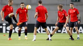 Des joueurs du Slavia Prague avant un match de Ligue Europa contre l'Hapoel Beer-Sheva le 22 octobre 2020