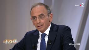 Éric Zemmour le 9 décembre 2021 sur France 2.