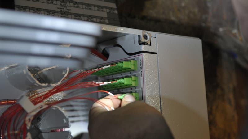 Certains abonnés au réseau fixe SFR ont signalé des problèmes pour quitter l'opérateur, malgré les dispositions sur la portabilité du numéro fixe.